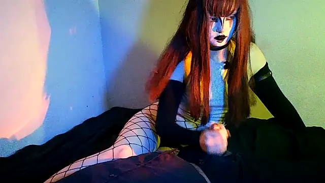 KinkyQuel: διαδικτυακό σόου στην κάμερα