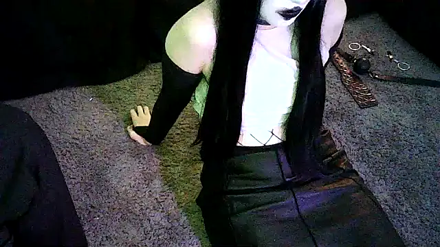 KinkyQuel ওয়েবক্যাম শো