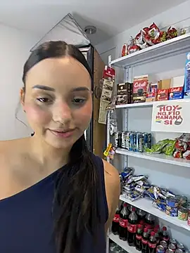 sara-cherry's Webcam Show