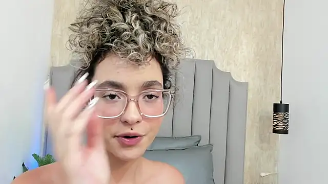 Lin_meliflua_ live XXX chat