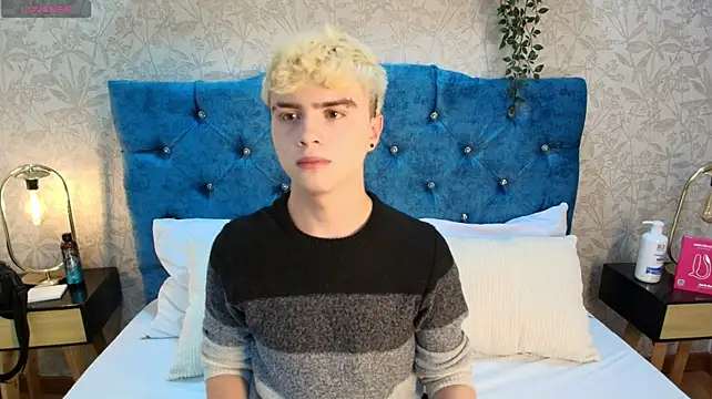 Ian_Stone Adlı Modelin Web Kamerası Şovu
