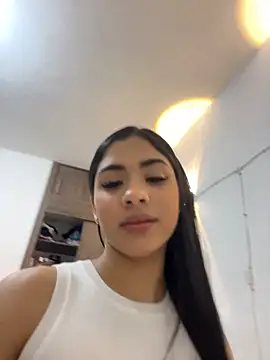 AmaraMorgan Show in webcam