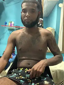 AlbertoDiime webcam show