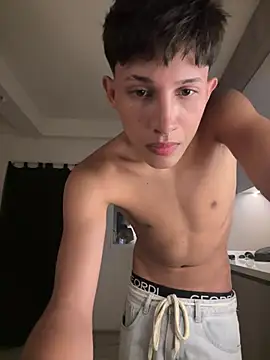 Stibenhotboy 网络视讯表演