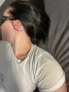 Czat XXX na żywo – Alicetastyyy