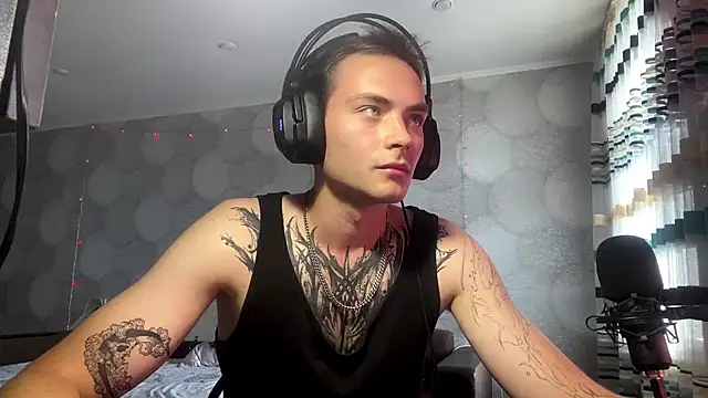 ErnestTarlet – webcam-show