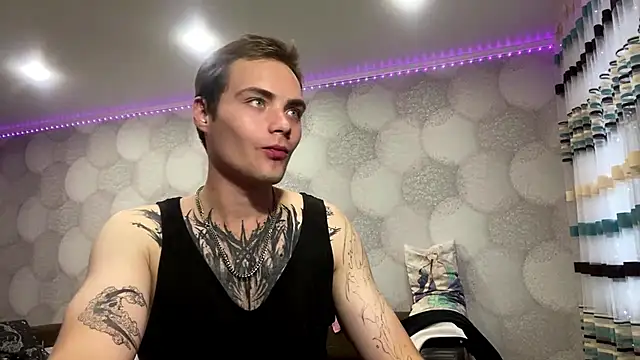ErnestTarlet Webcamshow