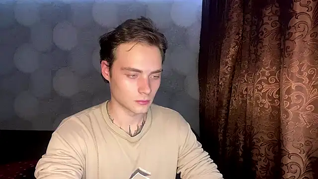ErnestTarlet Webcam-Show