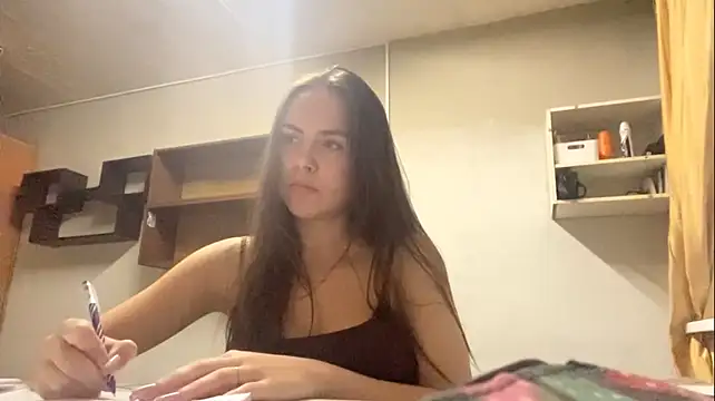 VersedApril – Naživo XXX chat