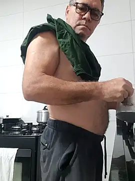 Show modela Ronaldo740 na web-kameri