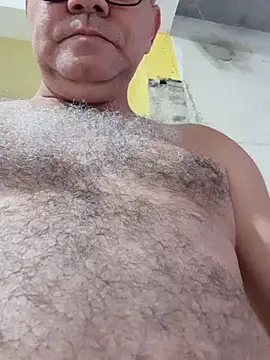Ronaldo740 Show in webcam