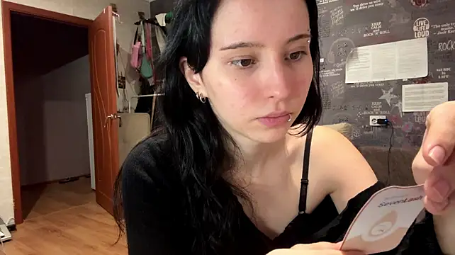 ClaudeBlitz's Live XXX Chat