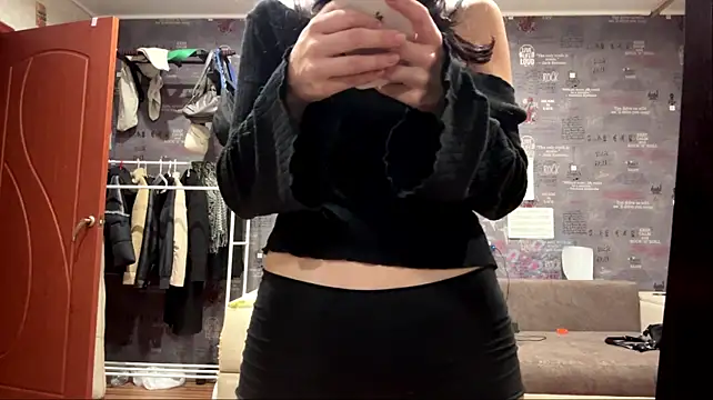 ClaudeBlitz Adlı Modelin Canlı XXX Sohbeti