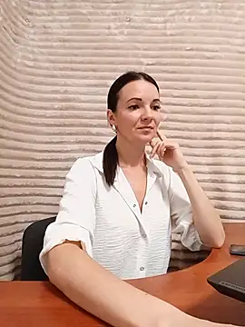 Show modela Jenis-loves na web-kameri
