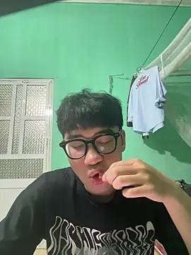 nambaoo23 网络视讯表演