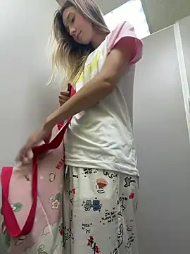 Lia-see-ya Webcam Show