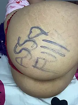 Chat XXX ao vivo de Slut_Dirtyy_Nasty