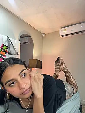 Nicolle_Sweett__のライブXXXチャット