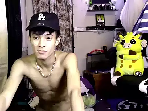 Twinkyecho webcam show
