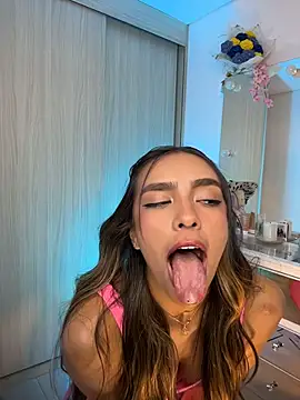 callme_Mich's Webcam Show