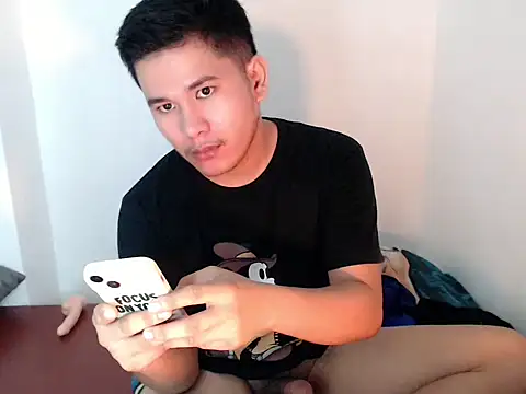 master_levi2003 Show Webcam