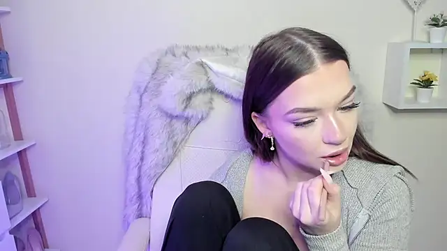 KiaraTease Chat XXX live