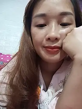 Bee_2x 网络视讯表演