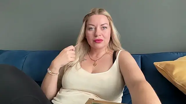 Show modela lina_loren na web-kameri