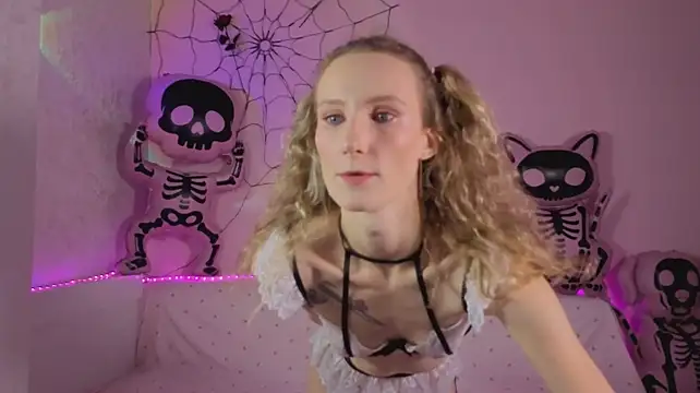 عرض كام Aria_Pie