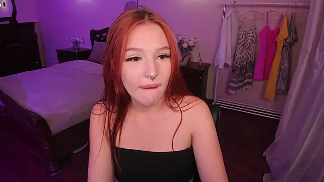 JulyCute ওয়েবক্যাম শো