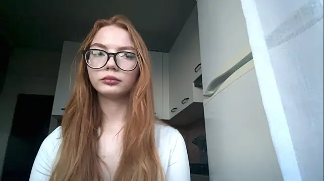 VerniaLayo's Webcam Show