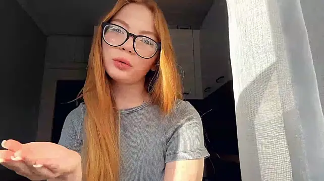VerniaLayo's Webcam Show
