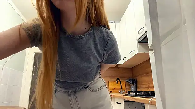 VerniaLayon Live XXX chat