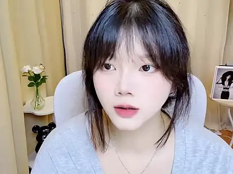 YaYa668866 网络视讯表演
