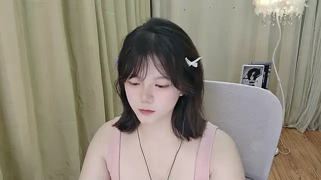YaYa668866's Live XXX Chat