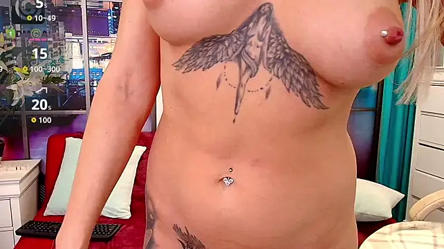 CyraDeLuxe's Webcam Show