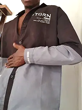 Show modela Hallowdick_kkk na web-kameri