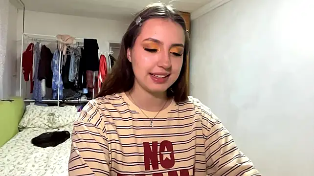 XXX chat uživo modela Soremi