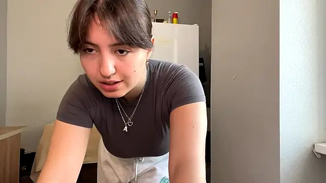 XXX chat uživo modela Soremi