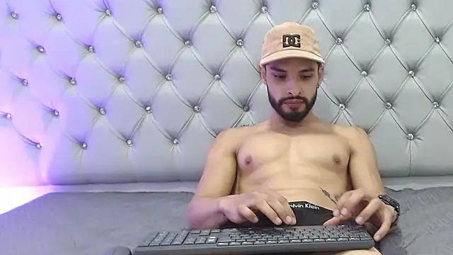 Вебкам-шоу Ethan_Wolf75
