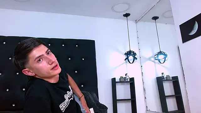 Max_Greys' Webcam Show