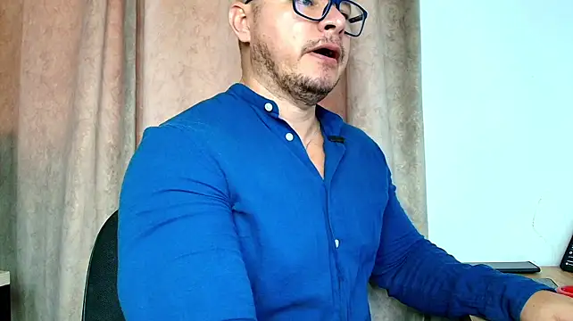 הופעת וובקאם של alton_mason1