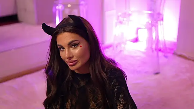 SiennaChantall Live XXX-Chat
