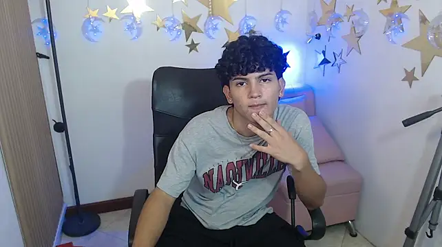sthellar_gp's Webcam Show