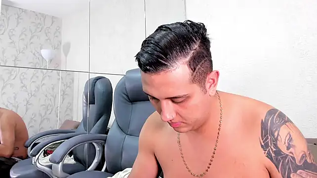 Show modela Levi_Boss na web-kameri