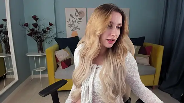 LanaLoon's Webcam Show
