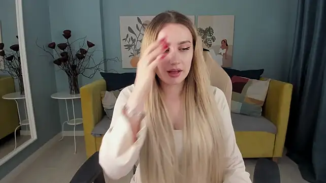 LanaLoon XXX чат на живо