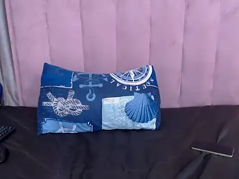 VibesCandyX's Live XXX Chat