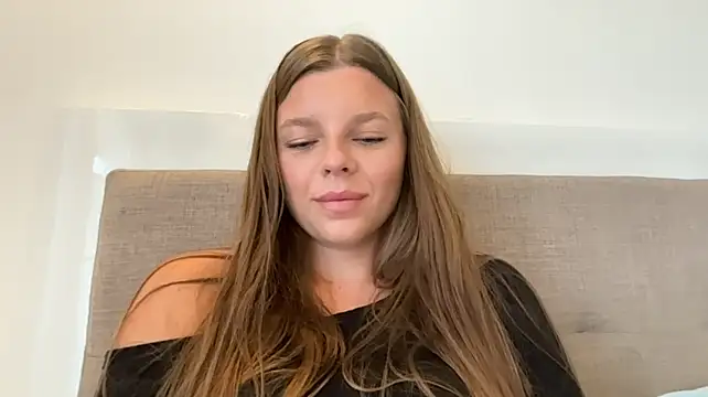 AmieLendor webcam show