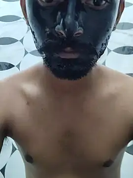 Pertunjukan Kamera Web Nikolas_top